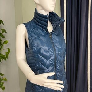 Calvin Klein Blue Duck Down Quilted Vest Size M
